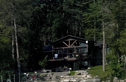 North Algona Wilberforce Cottage | Waterfront Cottage with Hot Tub and Sunset