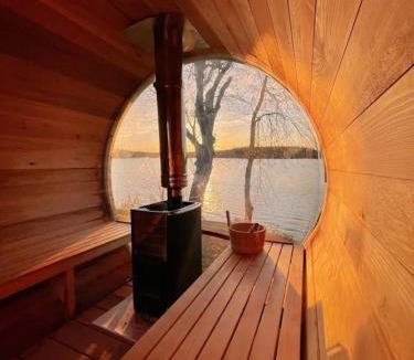 Sharbot Lake House | Waterfront Cottage w Sauna on Sharbot Lake