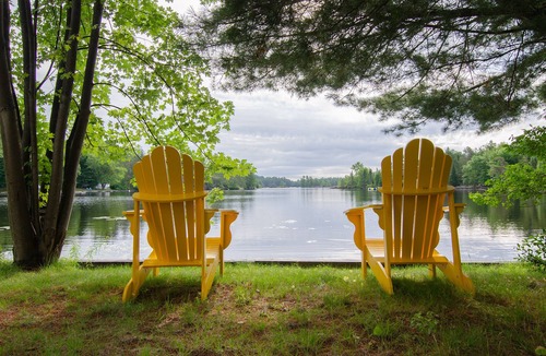 St. Charles Cottage | Waterfront cottage with an incredibly scenic view