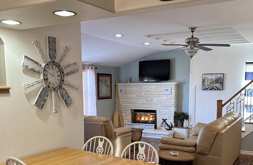 Pointe aux Roches House | Waterfront Getaway on Lake St. Clair