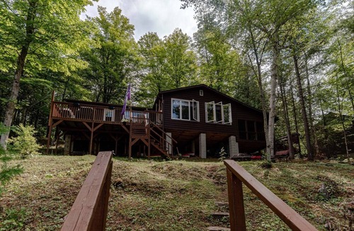 North Frontenac Cabin | Waterfront, High-speed Internet, Near Bon Echo Park!
