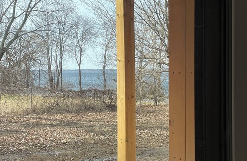 Cressy House | Waterfront Home in Prince Edward County