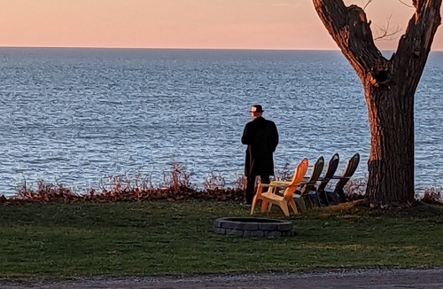 Dashwood Cottage | Waterfront, Lake Huron, Sunset, Grand Bend, Golf, Dining, Theatre,