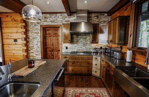 Selwyn Cottage | Waterfront Luxury Timber Post & Beam Cottage