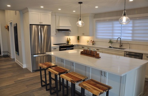 Selkirk Cottage | Waterfront Modern Cozy 3-bedroom Entire Cottage