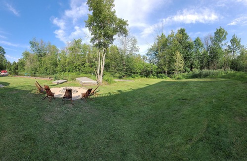 Severn Cottage | Waterfront Muskoka with Hot Tub