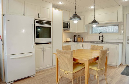 Armagh Ski Chalet | Waterfront, Nature & Adventure | Lac Jeannot