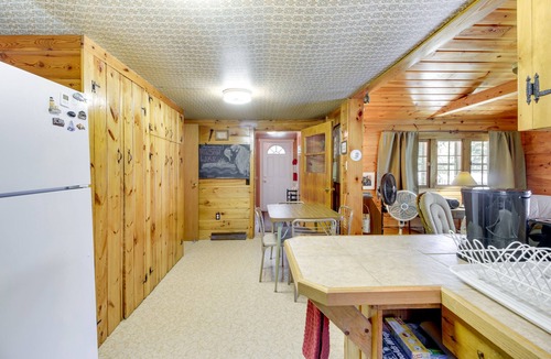 Pequot Lakes Cabin | Waterfront Pequot Lakes Cabin: Fire Pit + Views!