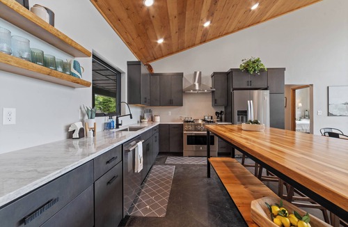 Tower House | Waters of Vermillion Retreat