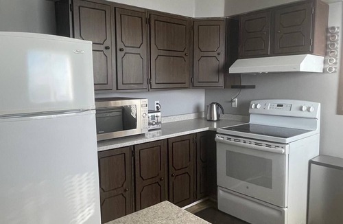 Papineau-Cameron Hotel | Welcome Inn
