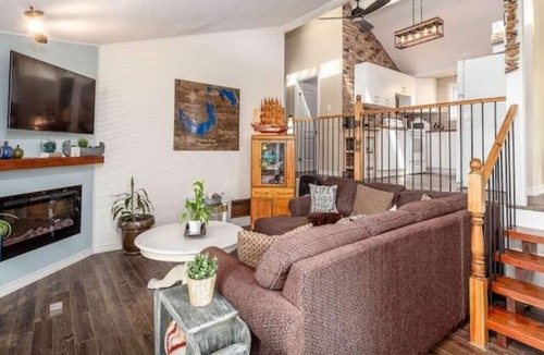 Whitewater Region Cottage | Welcome to Maple Key Trail on the Ottawa River