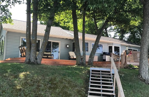 Perham Cabin | Welcome to SUMMER BREEZE on beautiful, crystal clear Paul Lake!