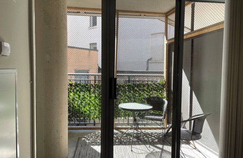 Old Town Apartment | Welcome To The French Quarter!