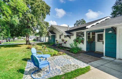 Cottage Grove House | Welcoming Cottage Grove Home with Yard