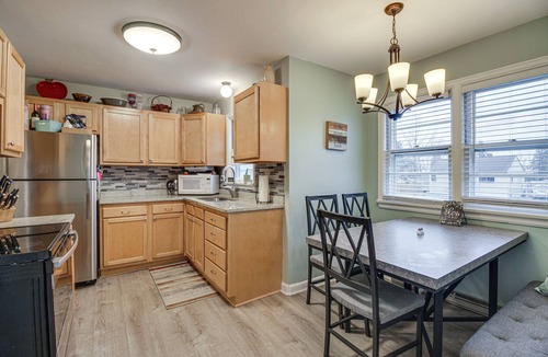 Lakeside - Lester Park House | Welcoming Duluth Home ~ 2 Mi to Brighton Beach!
