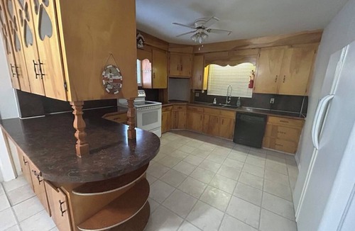 Tiddville House | Whale Cove suites