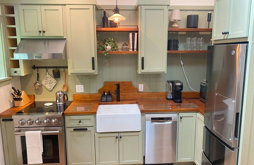 Stillwater Apartment | Whispering Walnut : Cozy, Newly Built Loft steps from Downtown Stillwater