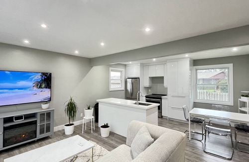 Glenridge House | White House Suite - Sleeps 4