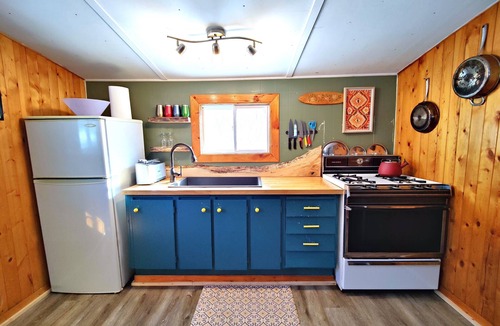 Washagami Cabin | White Pine Cabin at Pine Falls Lodge