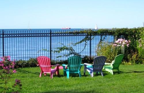 Cobourg House | Willowmere