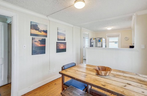 Sea Retreat House | Windjammer - Classic Kitty Hawk 6BR Oceanfront