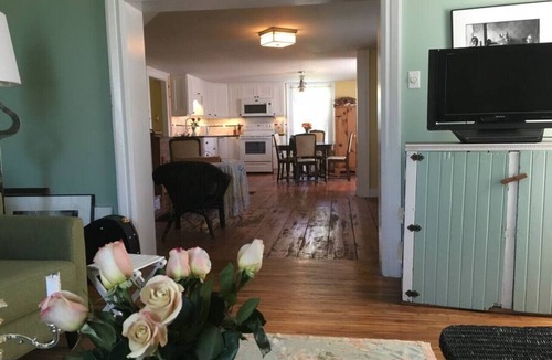 Wellington House | Wine Country, 4 bedrooms!