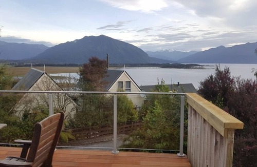Moana House | WINTER SPECIAL YOUR THIRD NIGHT IS ON US!