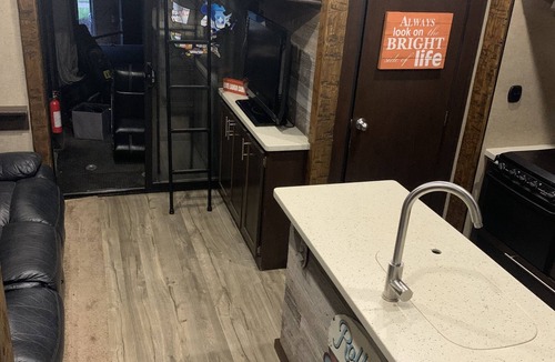 Brudenell House | Wolf pack for rent in the prairie with 2 person hot tub