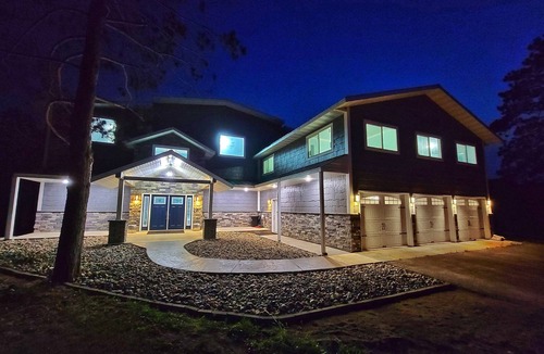 Longville House | Woman Lake Beach House - Family Reunion - Private 100' Wide Beach