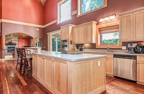 Breezy Point House | Wonderful Retreat - Enjoy holiday gatherings in this large, cozy cabinn