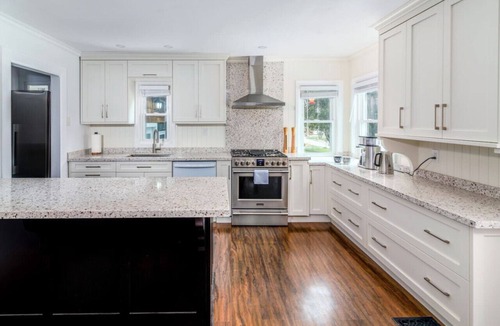 Meaford Cottage | Woodski Retreat w/Heated Pool on 3+ Private Acres