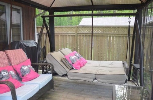 Virginia Cottage | Work &school from Family Lake Front Cottage On Simcoe high speed cable internet