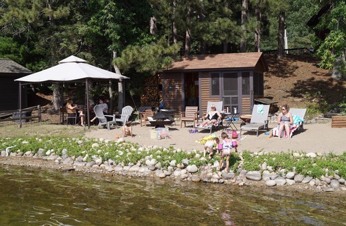 Hackensack House | Year Around Beautiful Lake Home on Birch Lake 3 hours from Minneapolis.
