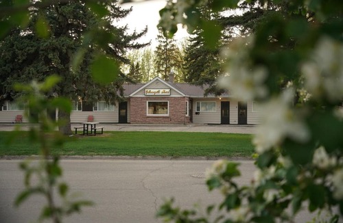 Portage La Prairie Hotel | Yellow Quill Motel