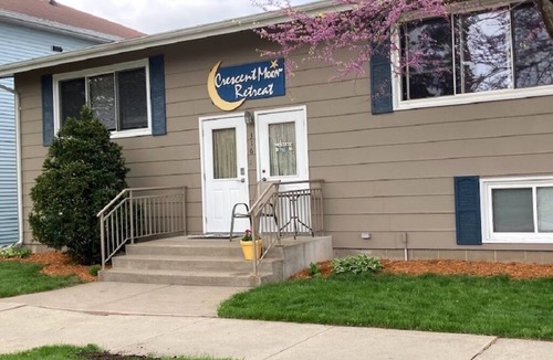 La Crescent House | You Will Love Your Stay At Crescent Moon Retreat