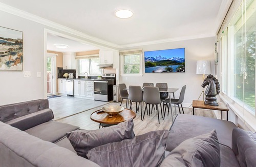 Halton Regional Municipality House | Your Gorgeous Getaway in Milton