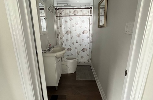 Crystal Beach Cottage | Your home away from home close to all that Crystal Beach has to offer!
