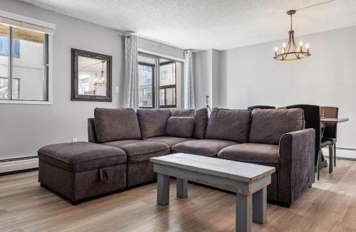 Beltline Apartment | YYC HiddenGem