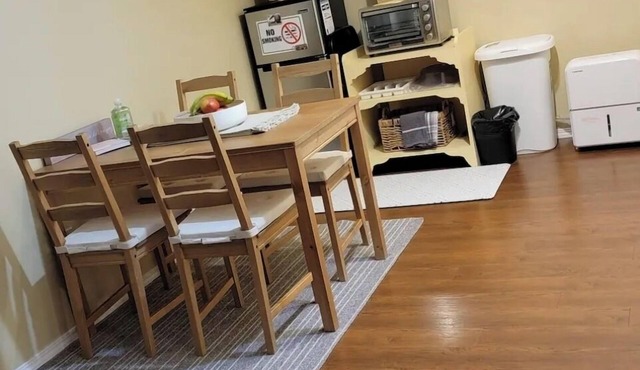 1 Cozy Bedroom Basement suite