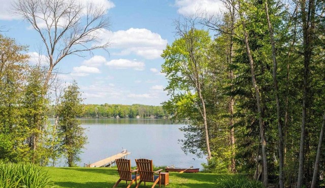 2 lakefront cottages on Shadow Lake with dock and water toys