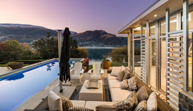 Absolute water front property with pool and hot tub