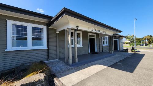 Alexandra Hotel
