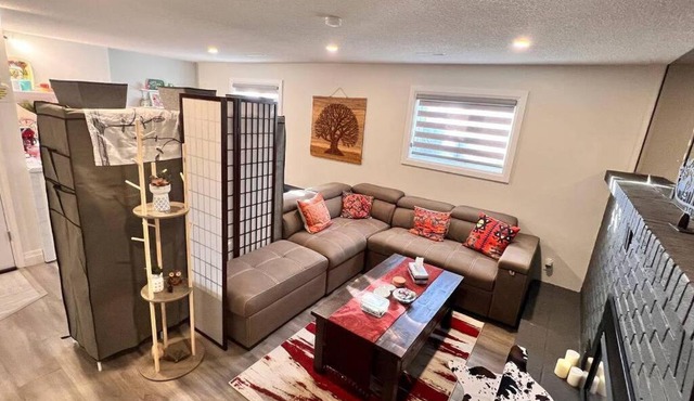 Alluring Private Bachelor Unit