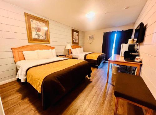 Armstrong Inn
