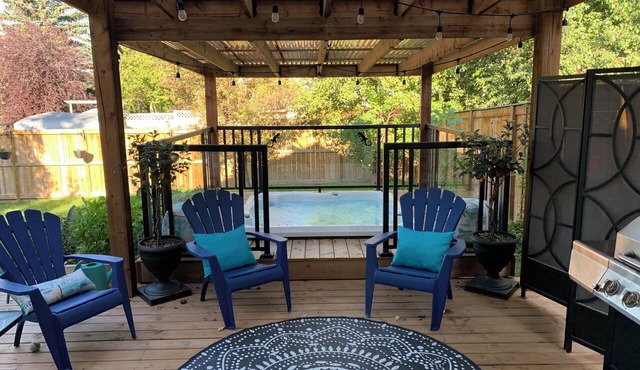 Beautiful and Spacious Home w/Huge Yard in Quiet Family Cul‑de‑Sac