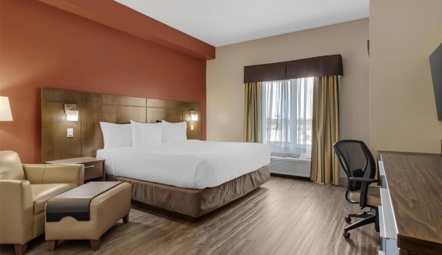 Best Western Plus Winnipeg West