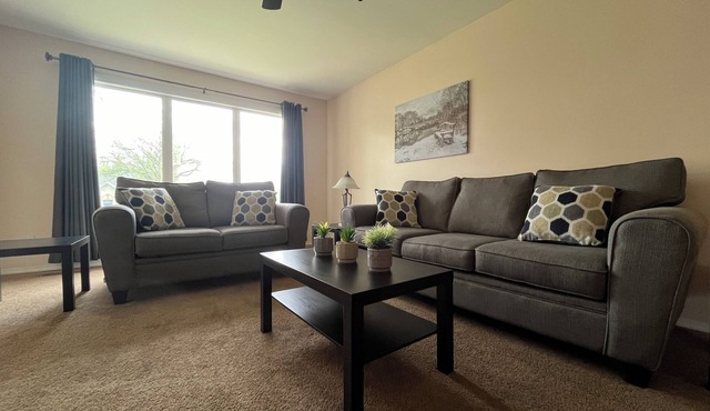 Bright, spacious 3-bedroom suite close to downtown.