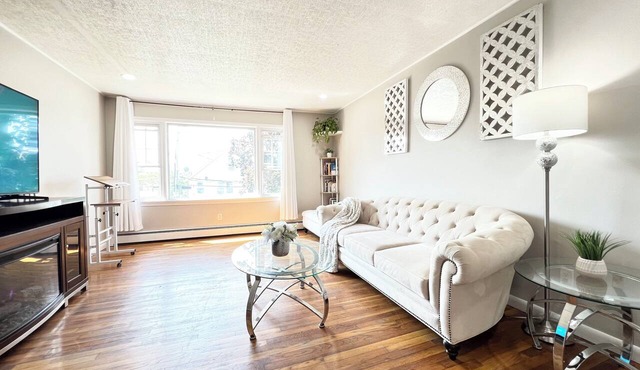 Charming 2-bedroom apartment near downtown and Metro North- White Plains
