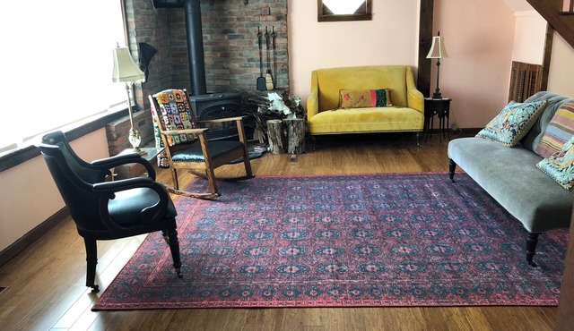 Charming 3-bedroom home on quiet country road near adorable Catskill