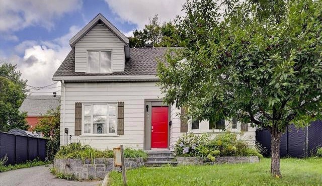 Charming 4-bedroom cottage with AC in beautiful Québec